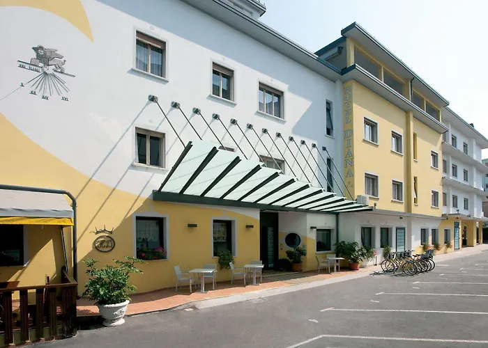 Hotel Diana